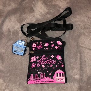 New San Francisco cross body bag